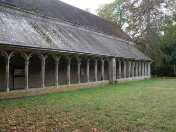 Découverte des vestiges de l'ancienne abbaye