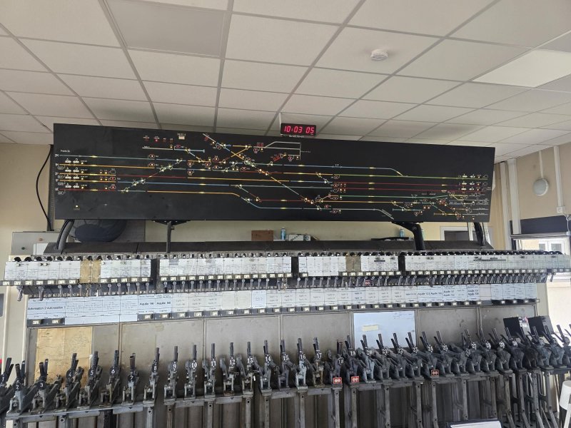 SNCF Réseau : Découvrez les postes d'aiguillage du triage de Rennes