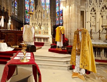 Exposition des objets liturgiques