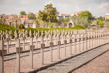 « Mémoires de guerre au cimetière »