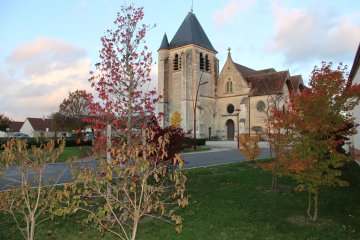 Visite guidée de l'église de Saint-Parres-aux-Tertres et de sa nécropole gallo-romaine. Histoire contée de la vie de saint Patrocle.