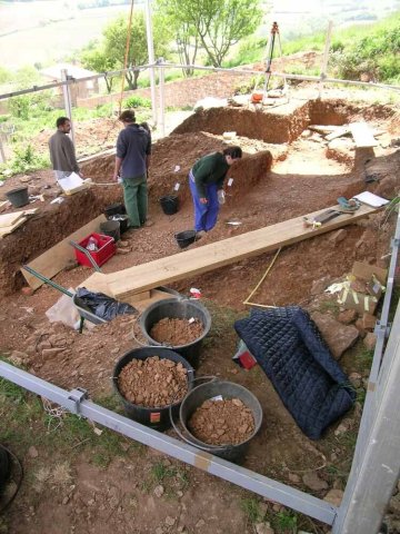 Solutré :  160 ans d'archéologie et de découvertes !
