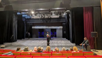 Visite guidée du théâtre des 2 Points de la MJC