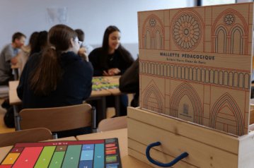 On joue à la Micro-Folie