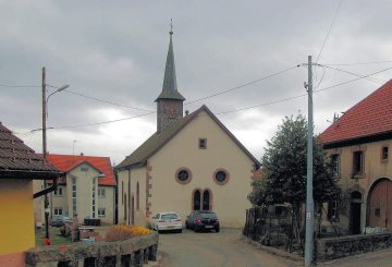 Découverte d'une église luthérienne et de sa cloche 'Marie-Madeleine'