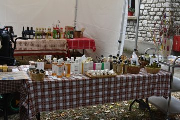 Ventes de beaux et bons produits monastiques des Soeurs du  monastère Saint-Joseph des Bénédictines de Jésus Crucifié