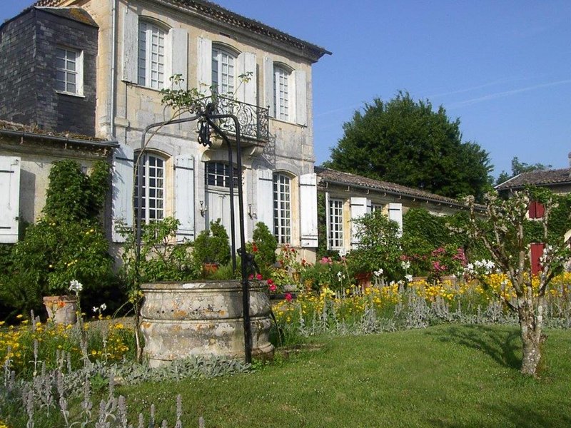 Conférence au Château de Mongenan : Noirs desseins dans Alger la blanche...