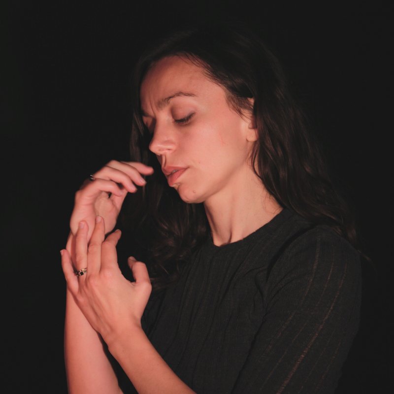 CÉCILE EVROT