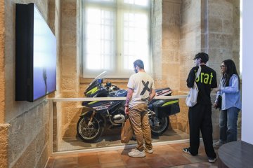 Rencontre avec des motards des douanes et découverte des métiers de la douane