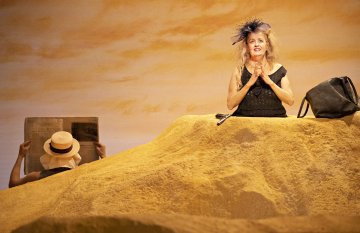 Spectacle « Oh les beaux jours » d'après Samuel Beckett au TNP