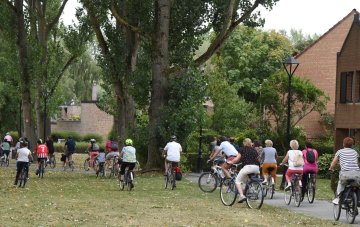 Visite guidée à vélo sur l'histoire de la construction de la ville nouvelle