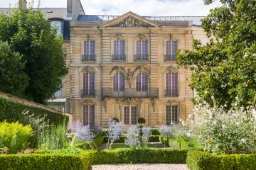 Visite famille « Versailles racontée par les collections du musée Lambinet »