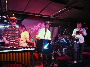 Mighty Jab's - Xavier Mertian Quintet