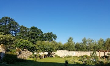 Visite guidée des jardins d'évocation et vergers historiques du site des Granges de Port-Royal des Champs