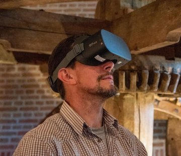 Visite virtuelle du Château et de l'église St Pierre de Flers Bourg