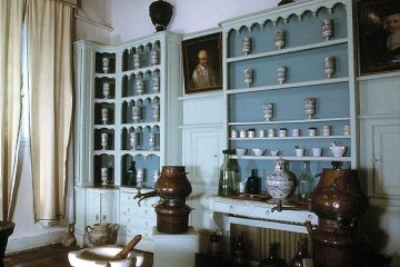 Visite guidée de la pharmacie et chapelle de l'œuvre de la Miséricorde