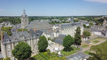 Visite des jardins du logis abbatial
