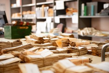 Visite commentée du dépôt des Archives départementales