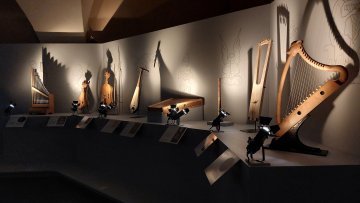 Instruments de musique anciens à l'hôtel de Varennes