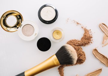 CréAtelier : maquillage créatif et naturel fait maison