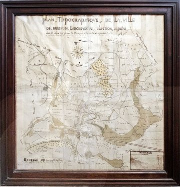 Expositions à la médiathèque de Brienon sur Armançon: L' Esprit des lumières, se libérer/Captifs/ Plan de la ville en 1780