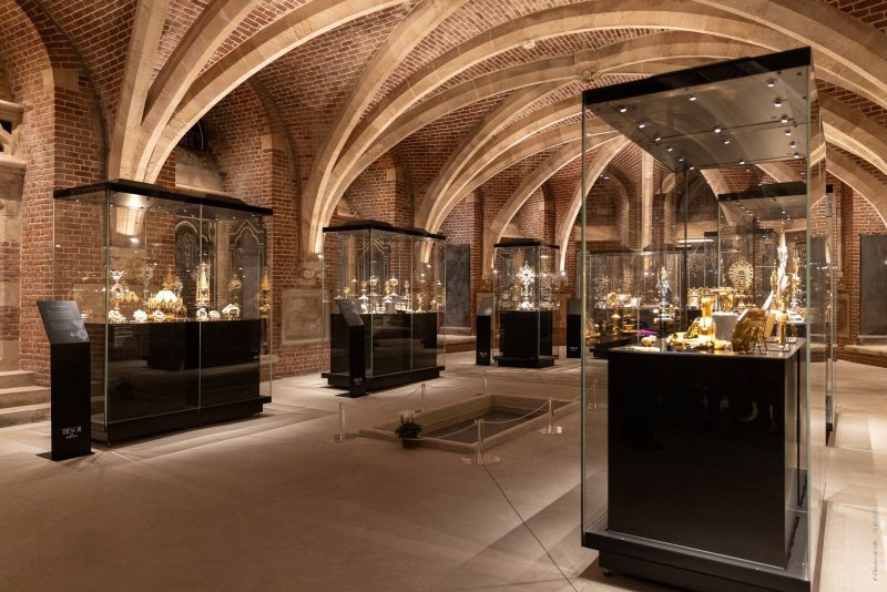 Visites guidées de la Crypte néogothique et du "Trésor" de la Cathédrale de Lille