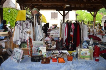 Vide-Greniers et brocante à Puy-l'Évêque