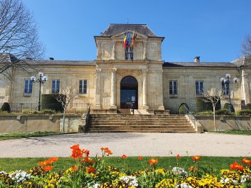 Visite libre: entrez dans le bureau du maire