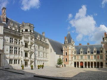 “Fol'été ô château”