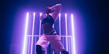 DANCING
