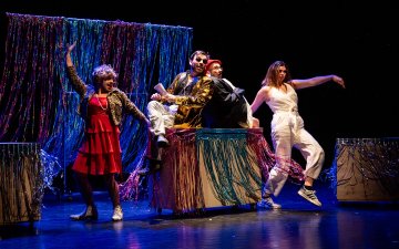 Théâtre : Premières Scènes !