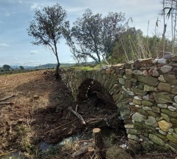 Soirée du patrimoine occitano catalan : Apéro littéraire entre le petit pont, joyau vernaculaire et la cave