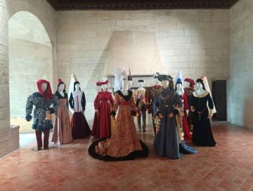 Expositions : Le bon roi René, chevalier des arts - La mode au Moyen Age, élégance et prestige à la cour du Roi René