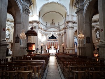 Notre-Dame de l'Assomption sous toute ses coutures !