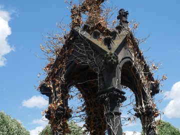 Le cimetière et la chapelle des Carmes