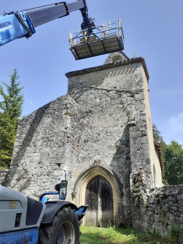 Patrimoine en péril : projet de sauvegarde d'une église romane