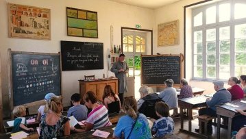 Visite du Musée de l'école de Bothoa