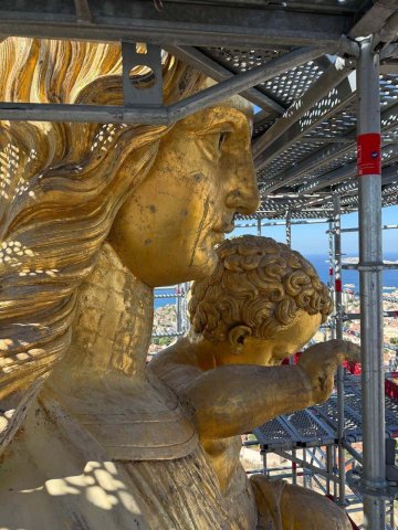 Conférence sur Notre Dame de la Garde et la pierre de Calissanne