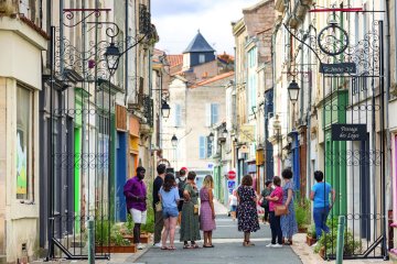 Découverte de la rue des Loges