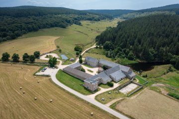 Visite guidée « Secrets de pierres et de charpentes : la Ferme du Sauvage se raconte »