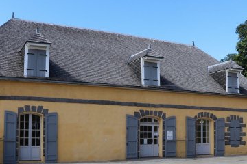 L'Hôtel des Postes à travers le temps