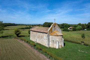 La chapelle de Chanteins et l’atelier du sabotier