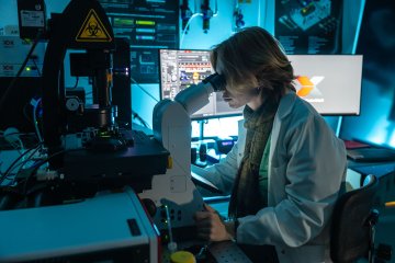 Visite de la plateforme Technologique Bioimagerie Photonique de l’Institut Pasteur