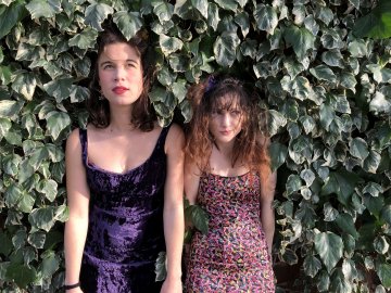 Duo Les Zinzibulantes en concert au Château de Miglos