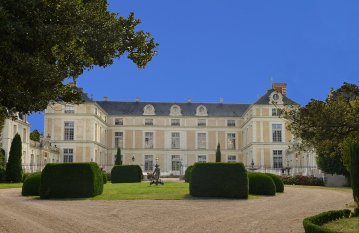 CHATEAU ET POTAGER COLBERT
