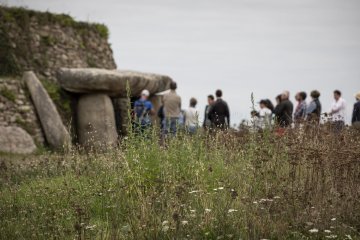 Visite guidée au cairn de Petit Mont