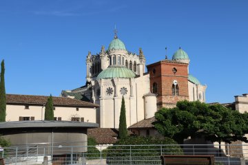 Basilique Saint Sixte et Sanctuaire d'Ars