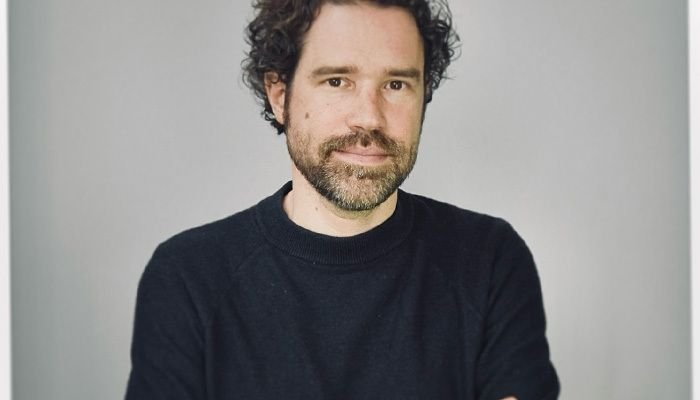 Du livre à la série