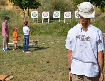 Faisons revivre les gestes du passé : Initiation au tir au propulseur