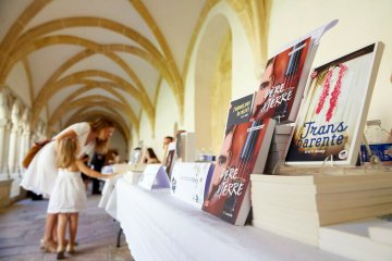 « Le Cloître aux Livres », salon des auteurs de Bourgogne-Franche-Comté